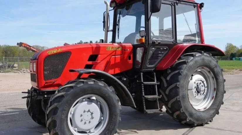 Type d’annonce Occasion Type de machine Tracteur Marque Belarus Modèle Belarus 1025.3 Poids 4665 kg Type de carburant Diesel Puissance 81 kw Année 2015 Transmission Mécanique Secteur d’activité Matériels Agricoles Heure 3876